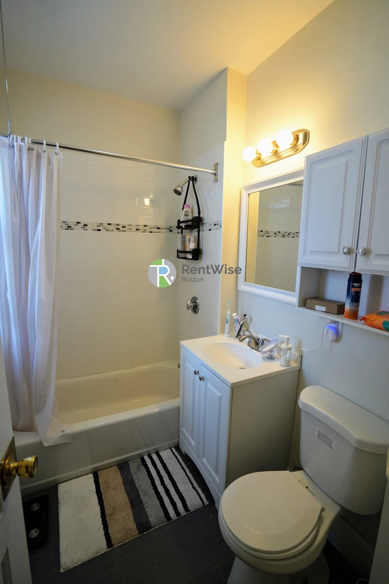 3 Ashford Ct, Allston