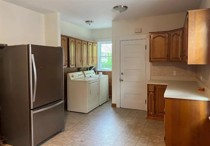 16 Edward Sullivan Rd, Strawberry Hill