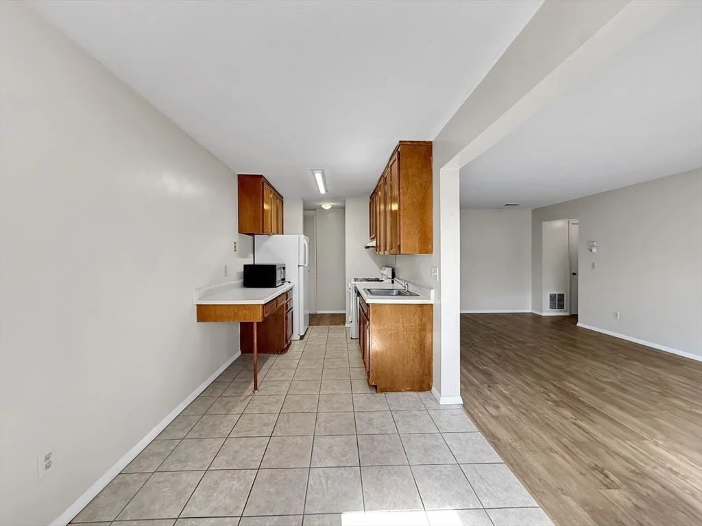 32 Shrewsbury Green Dr, Shrewsbury