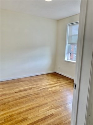 313 Summit Ave, Brighton