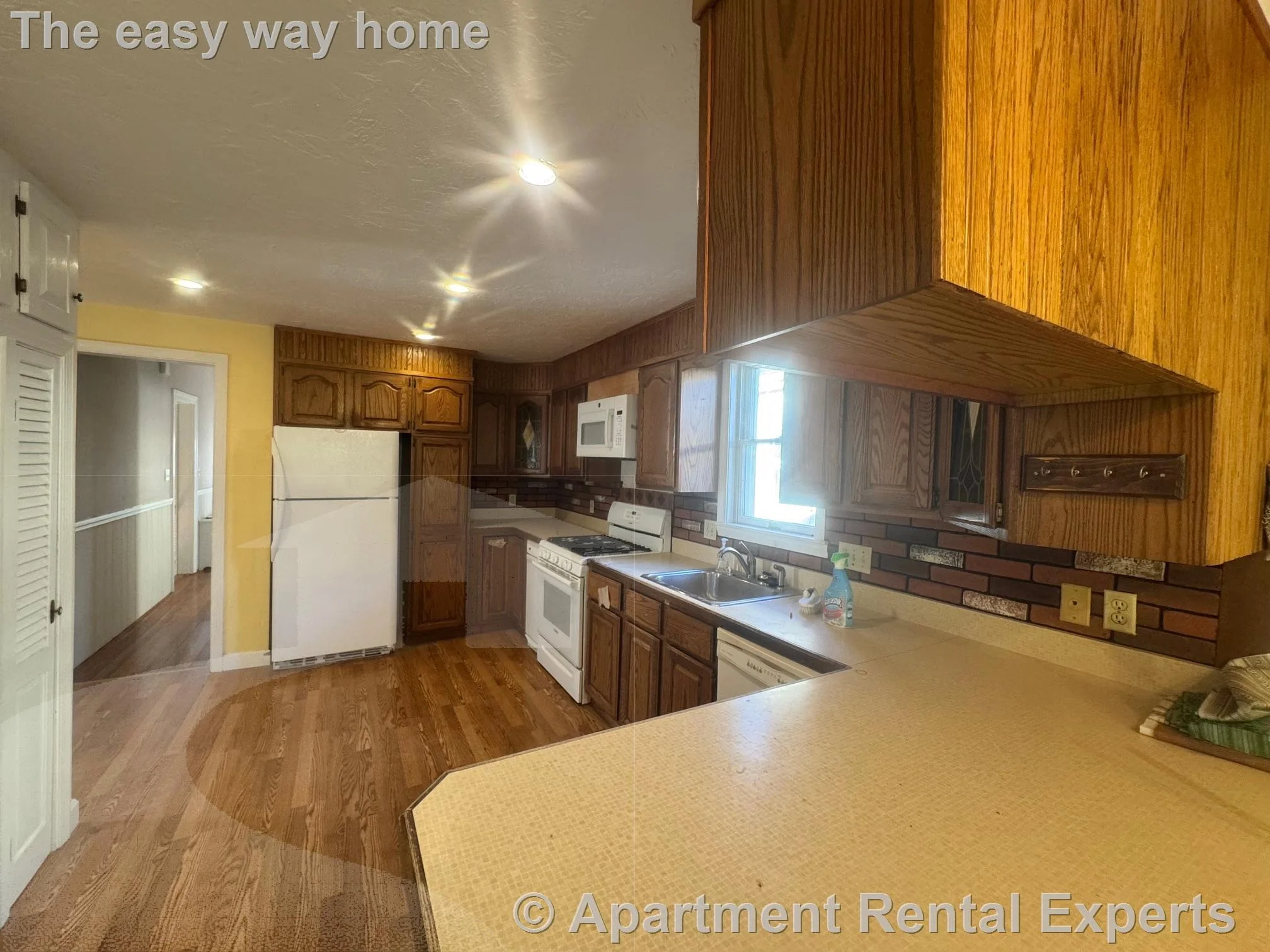 27 Josephine Ave, Davis Square