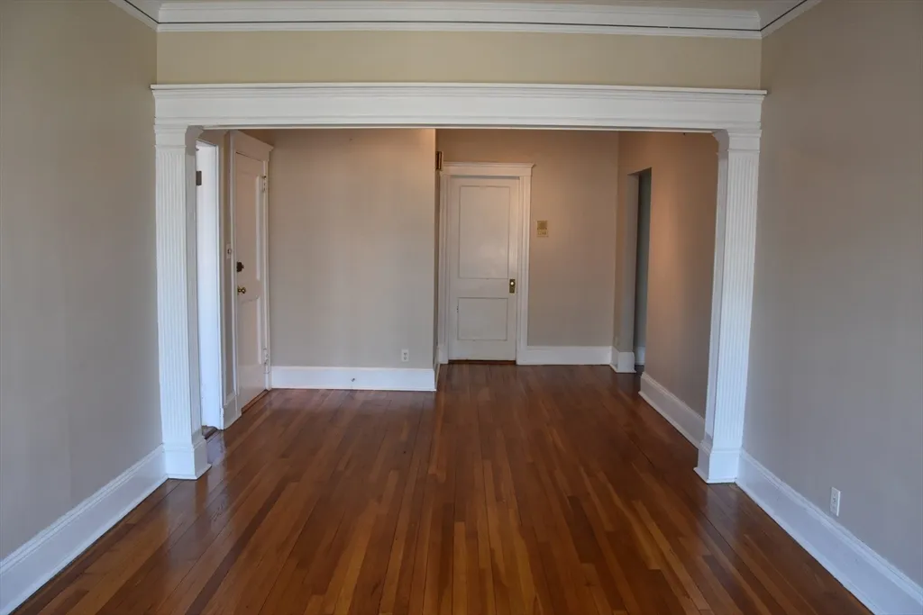 134 Fuller St, North Brookline