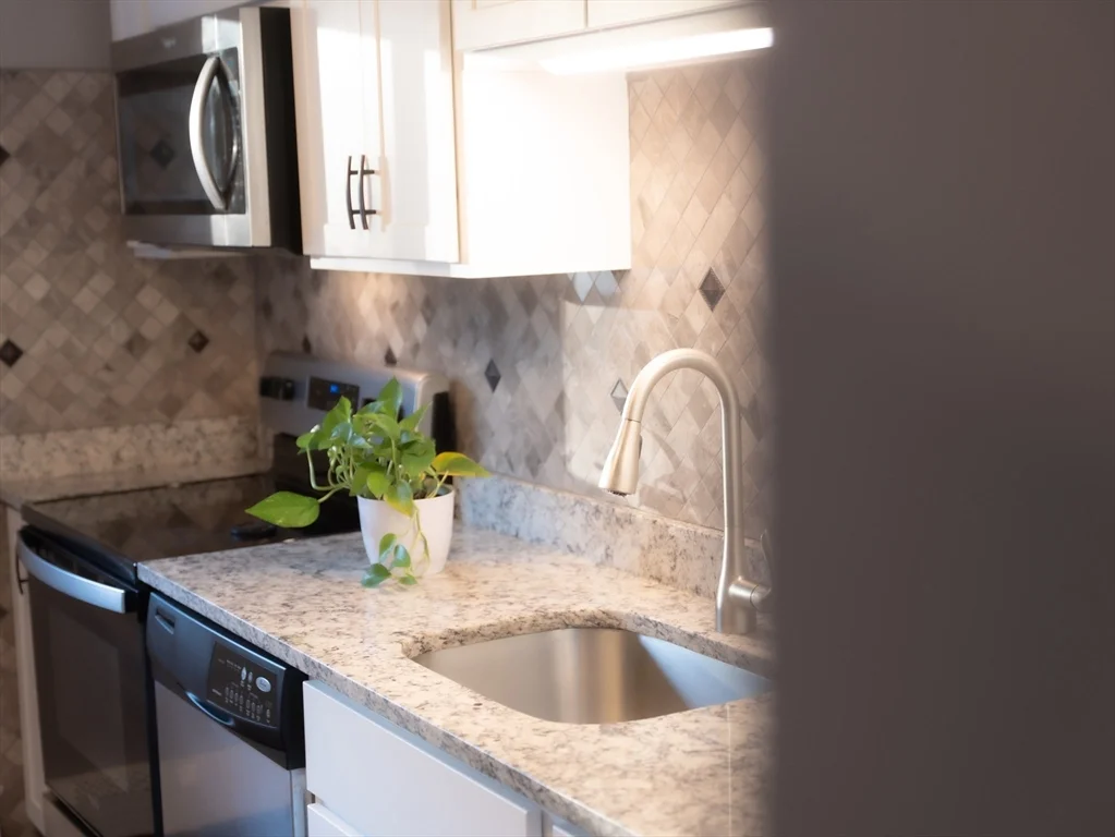 10 Woodcrest, Weymouth