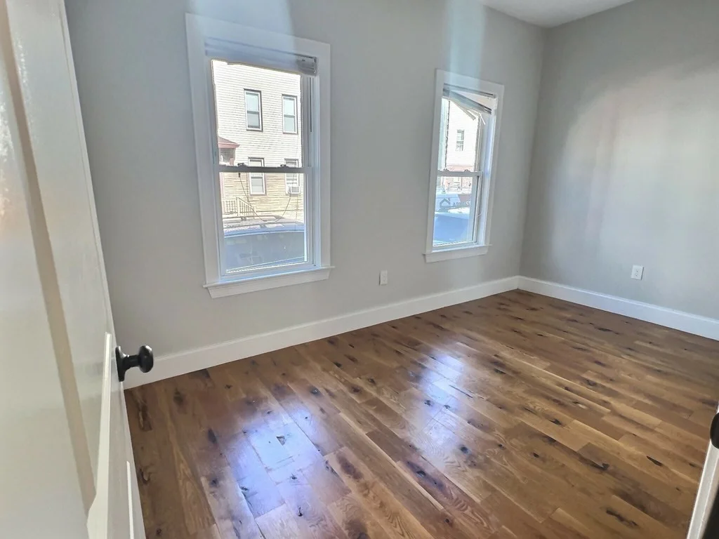 255 Paris, East Boston