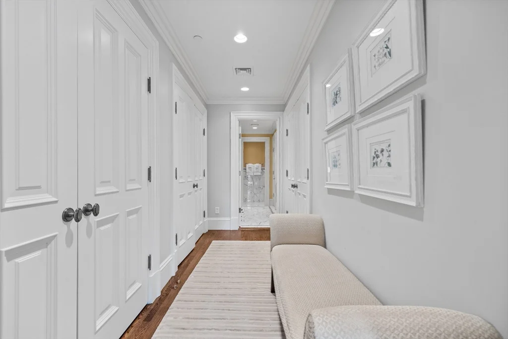 348 Beacon St, Back Bay