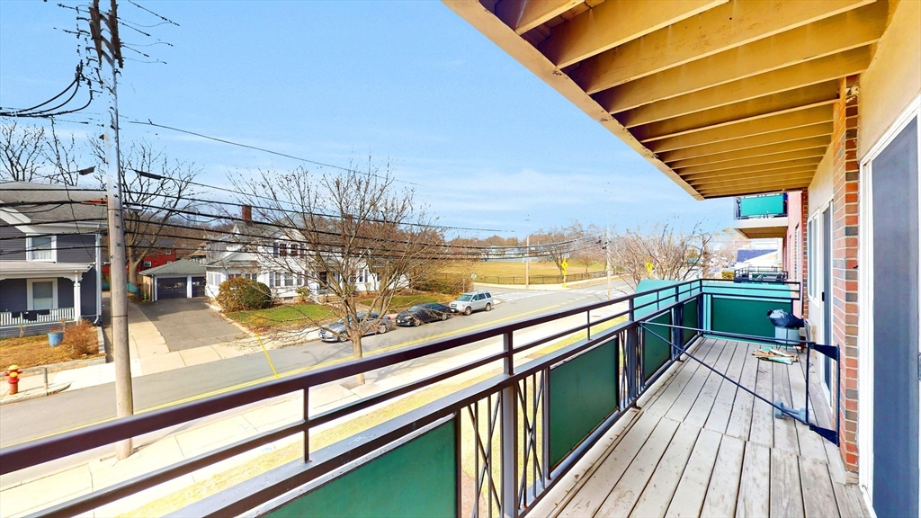 525 Highland Ave, Malden