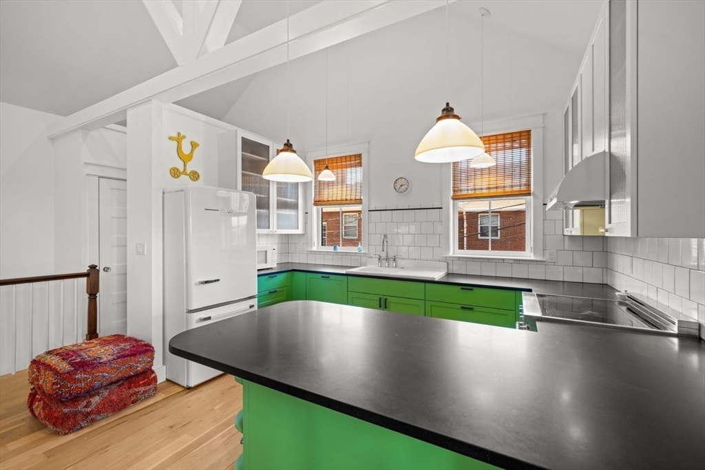 22 Mitchell St, South Boston