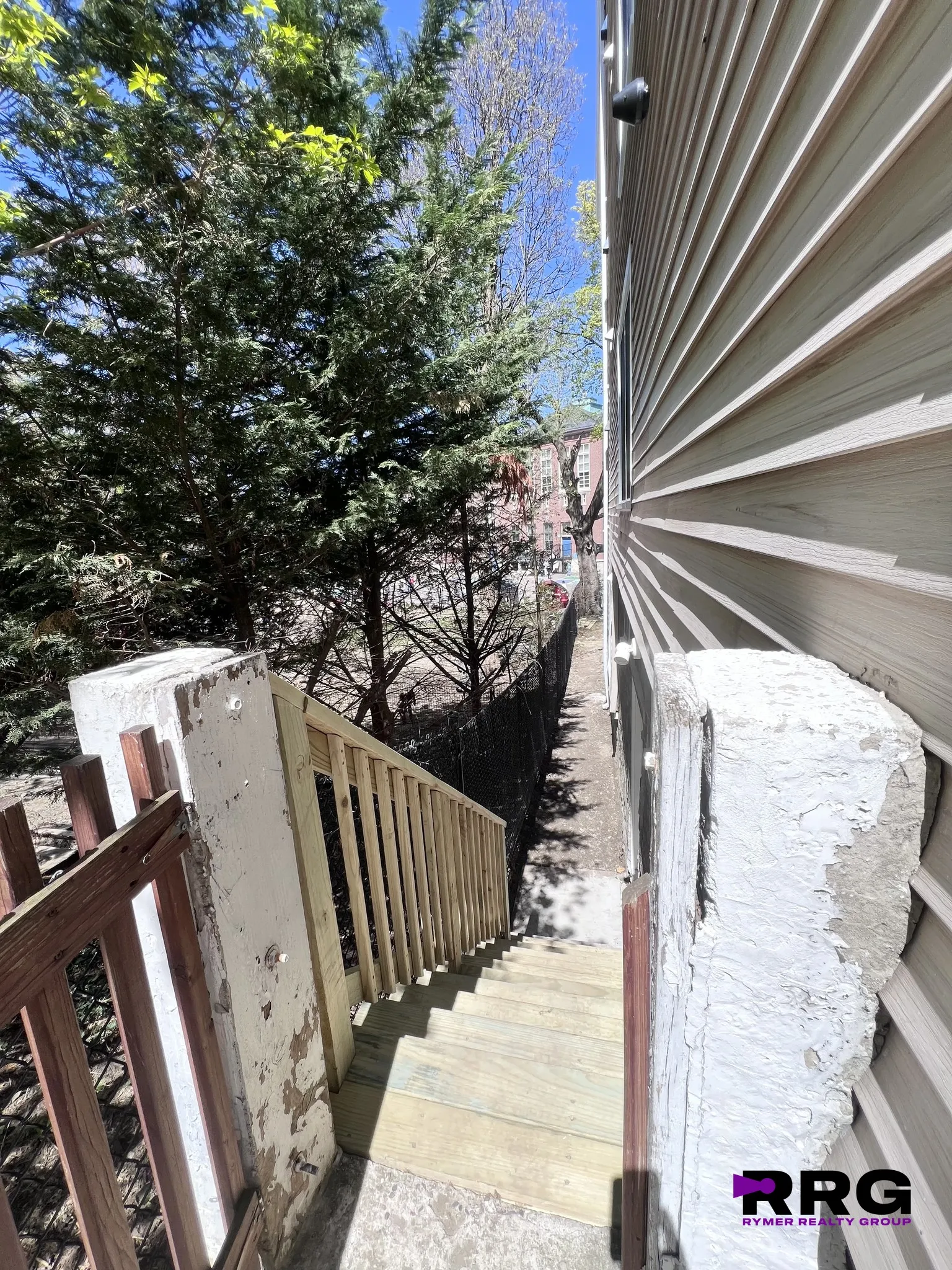 19 Sawyer Ave, Dorchester