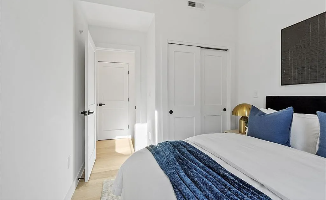 131 5th St, East Cambridge