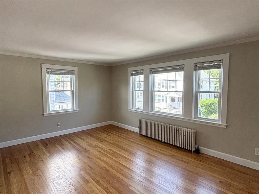 65 Davis Rd, Belmont