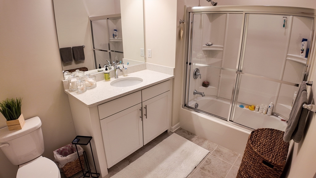 90 Trotter Rd, Weymouth