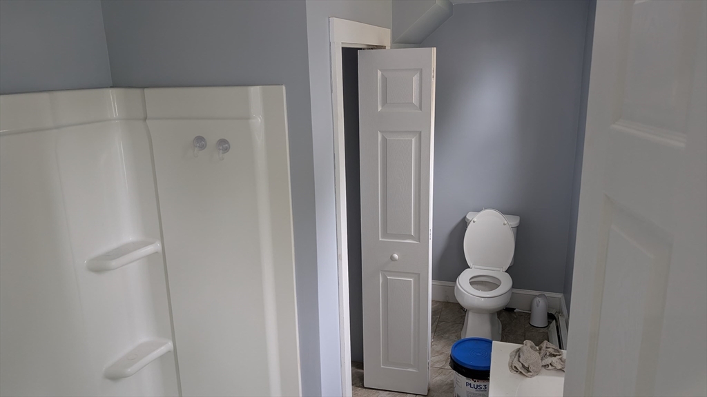 80 Linfield St, Holbrook