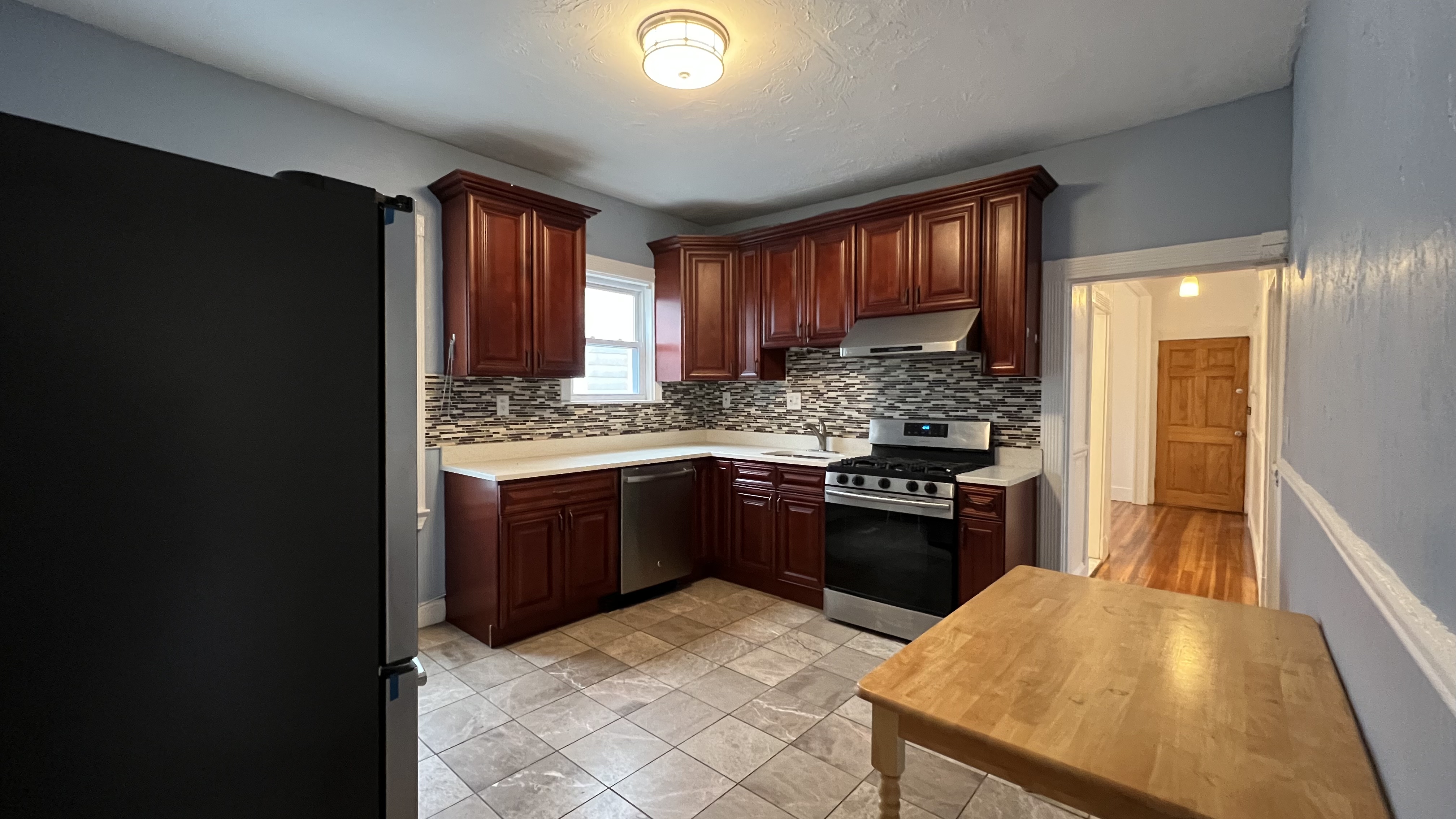 24 Litchfield St, Lower Allston