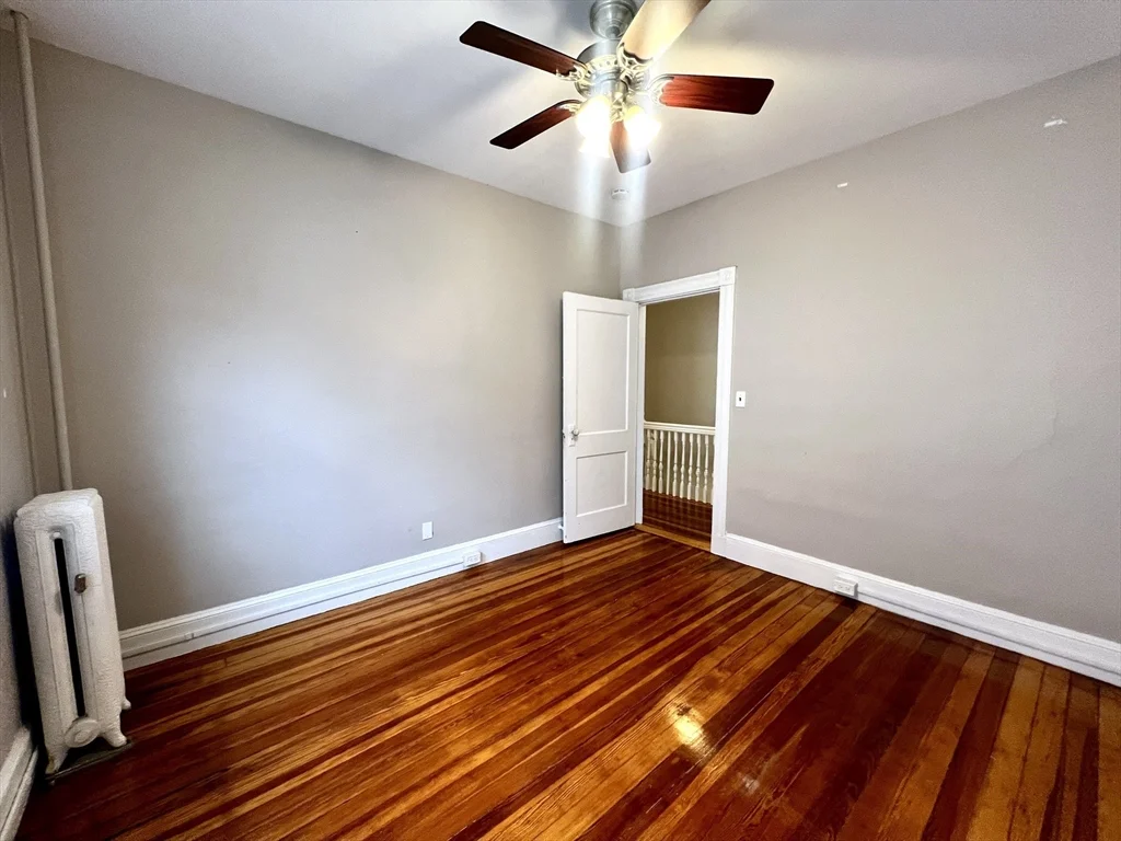 23 Winslow Rd, North Brookline