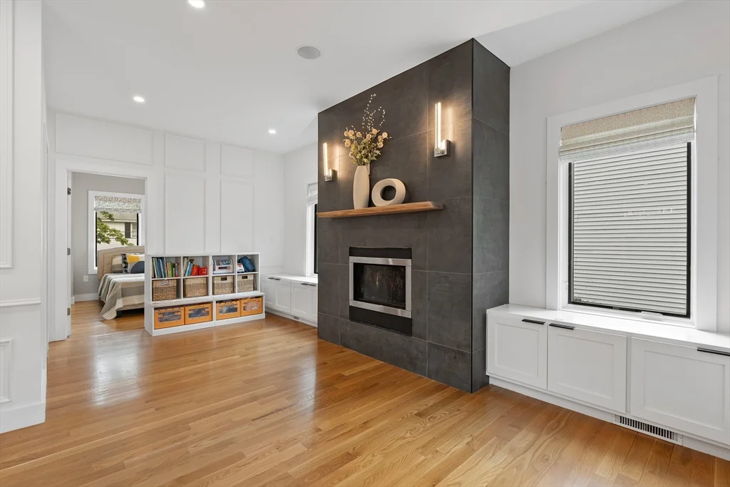 65 Lancaster Rd, Arlington
