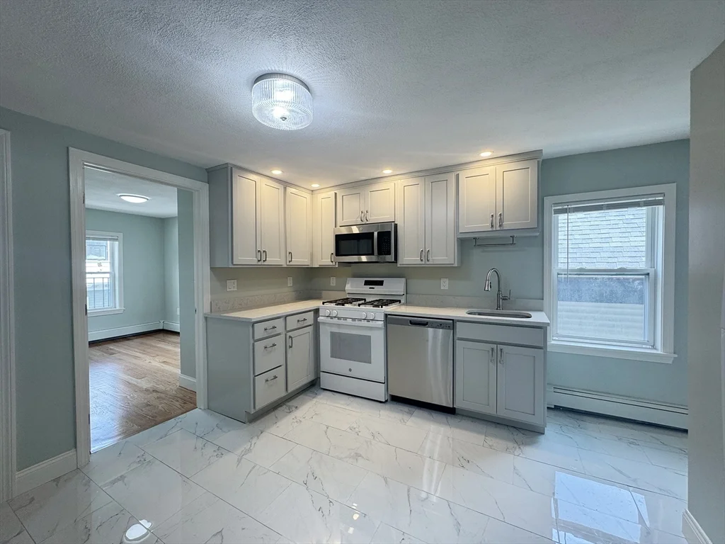 7 Sumner Pl, East Boston
