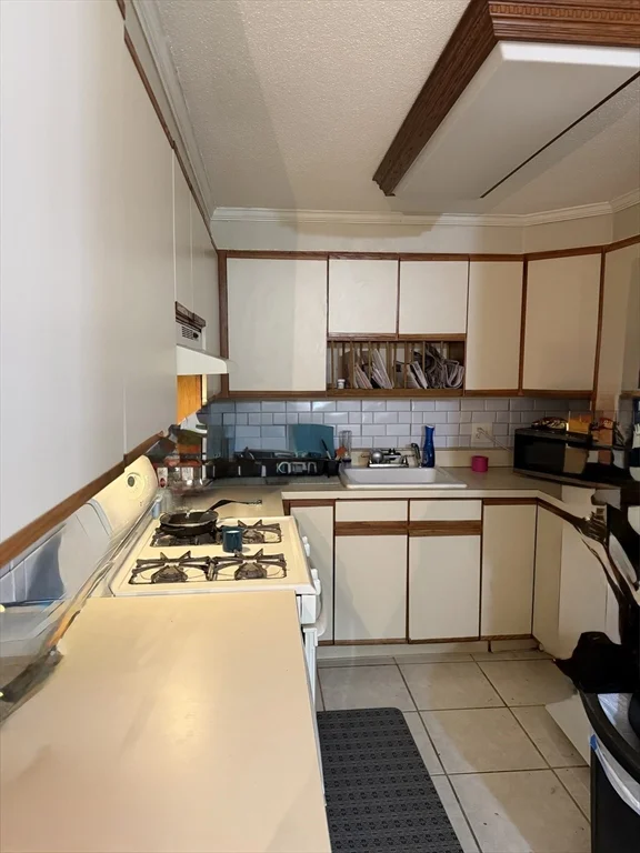 7 Lancelot Ct, Salem