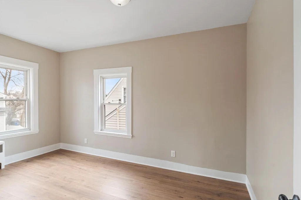 20 School St, Jackson Square