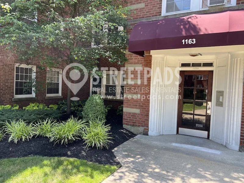 1163 Beacon St, Longwood