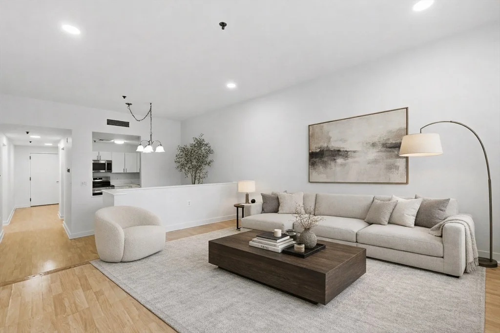 30 Monument Sq, Charlestown