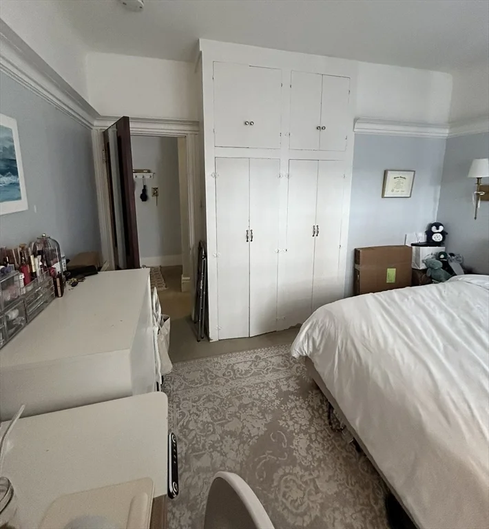 1572 Massachusetts Ave, Harvard Square