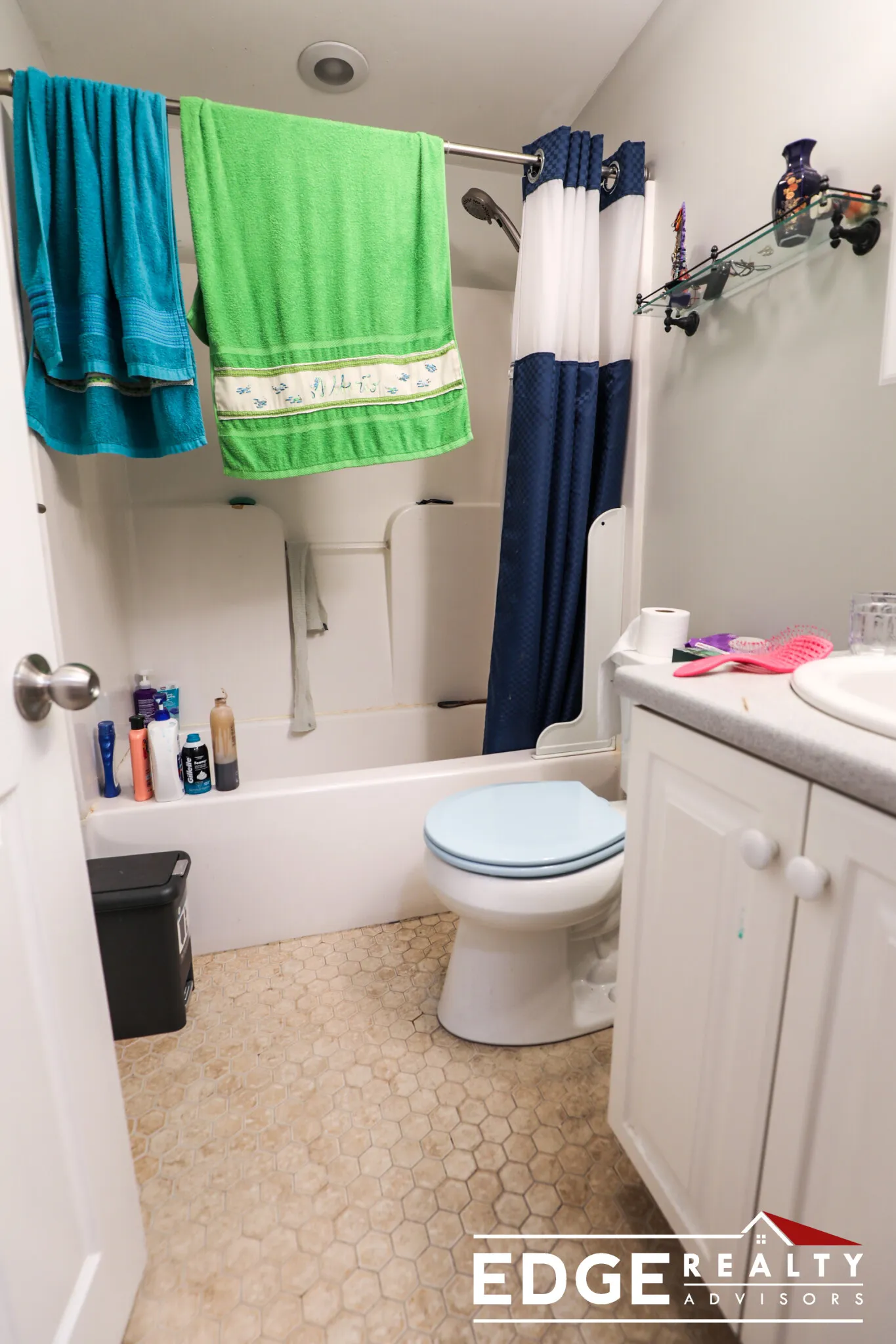 11 Kinross Rd, Brighton