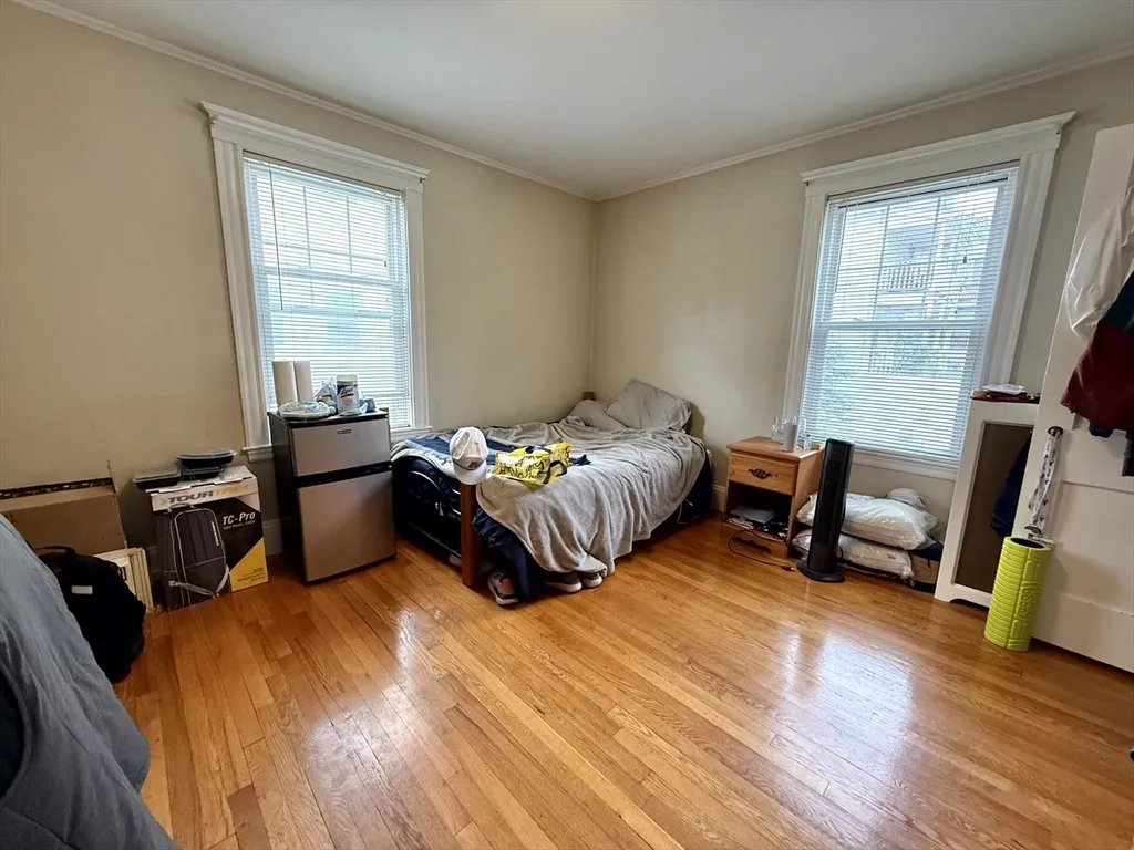 78 Hunnewell Ave, Brighton