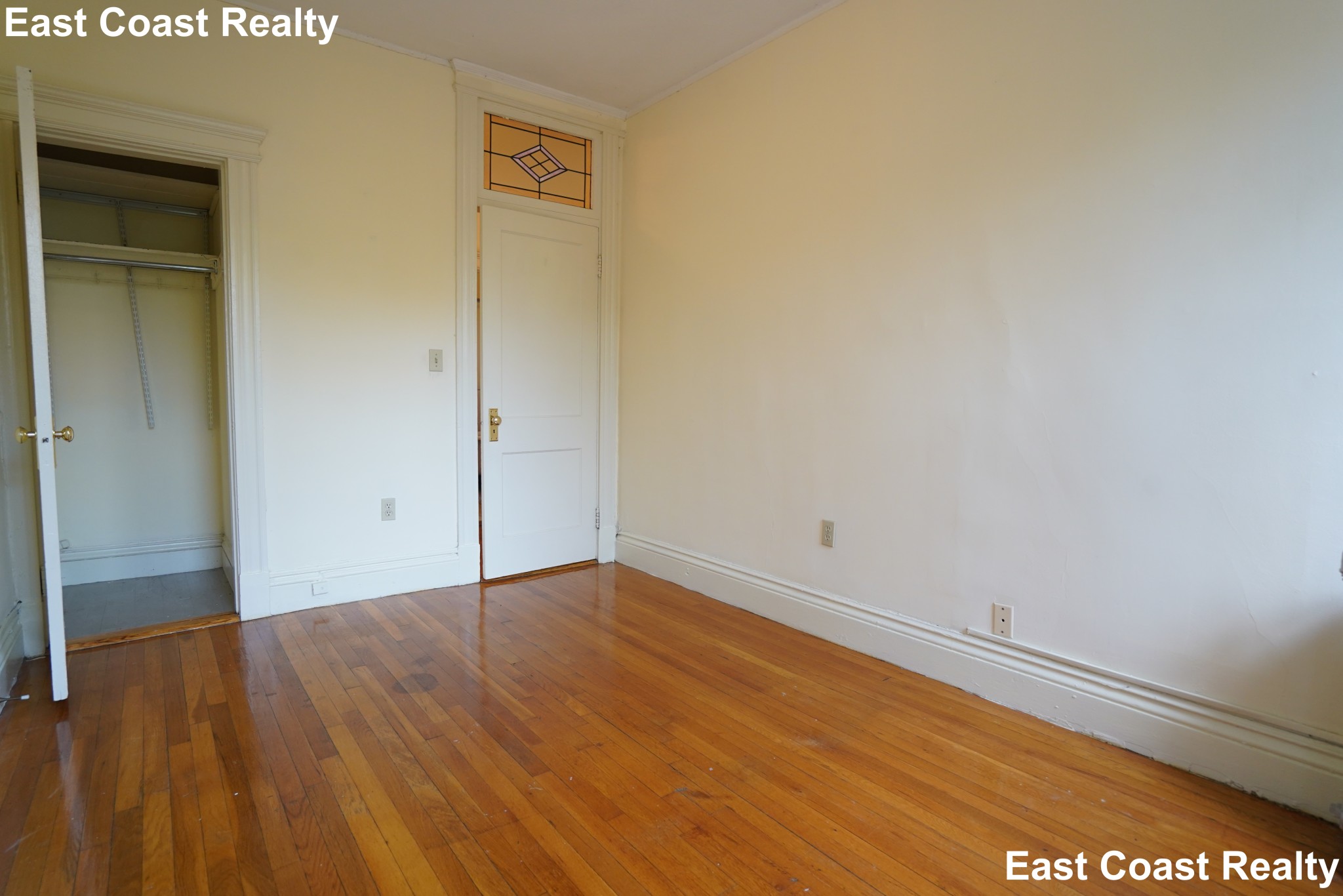 100 Queensberry St, Fenway