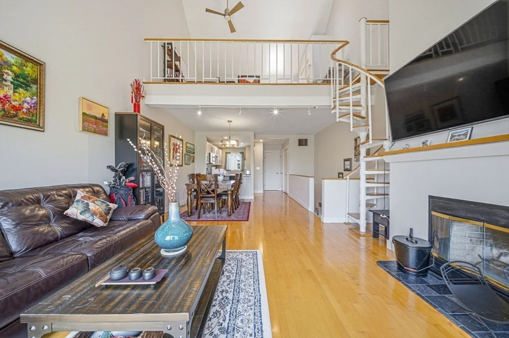 20 Ship Ave, Glenwood