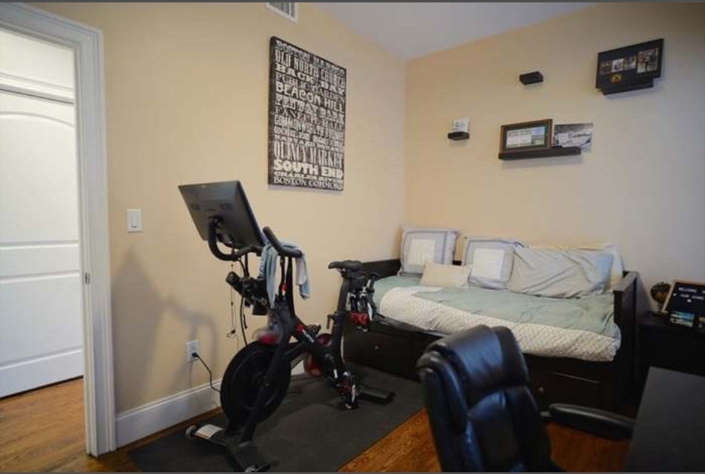 249 Lexington St, East Boston