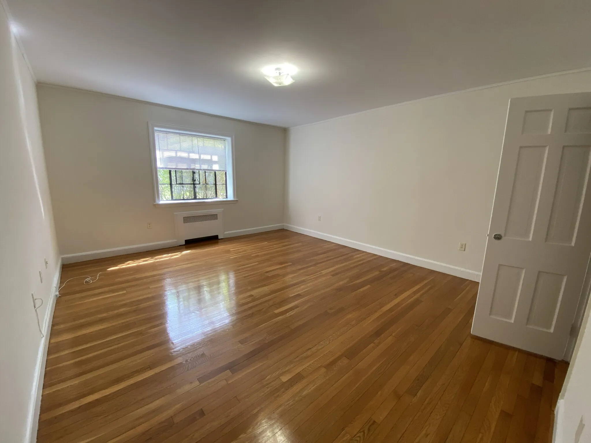 40 A Harvard Ave, Harvard Avenue