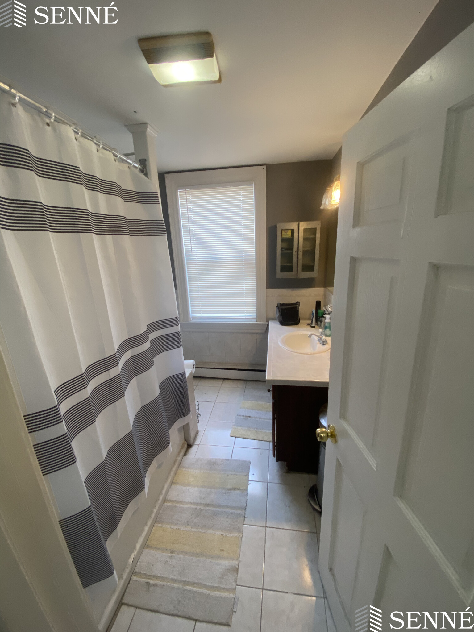 554 East Broadway, South Boston