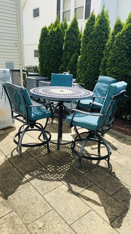 48 Trapelo, Brighton