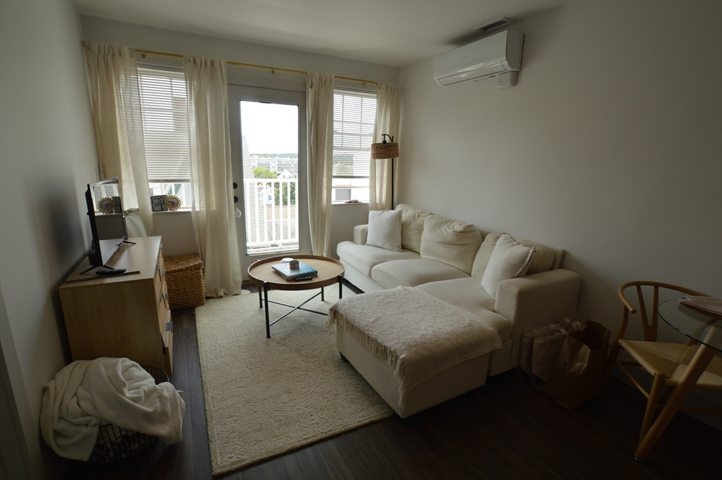 5 W Dane St, Beverly