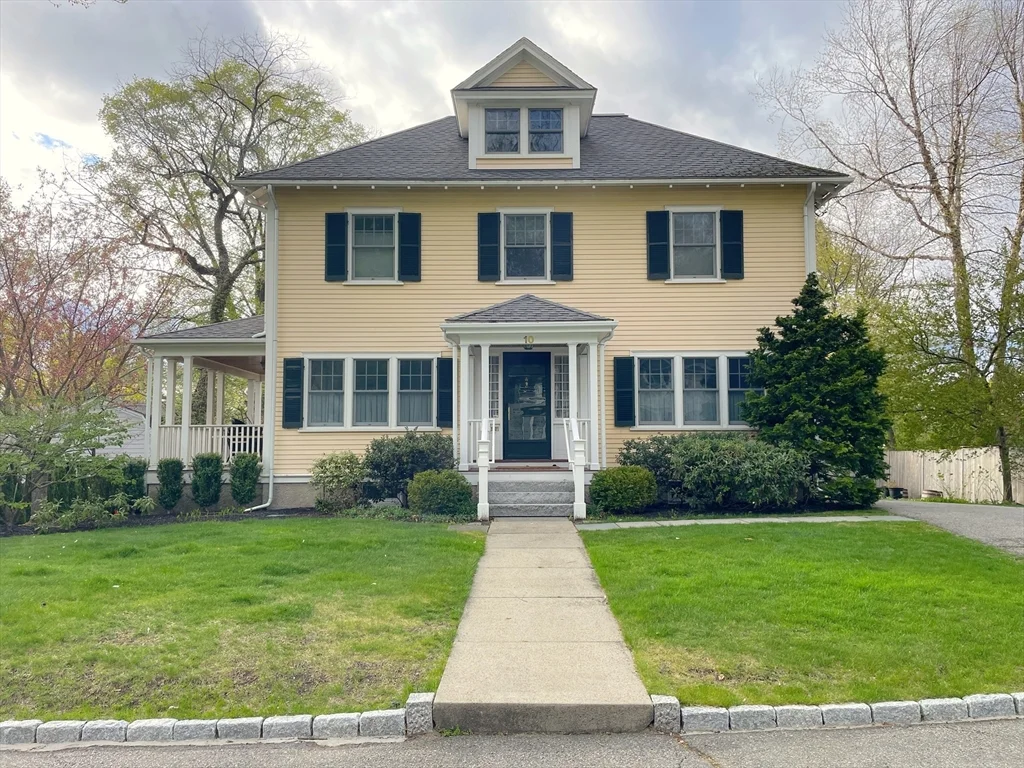 10 Berwick Rd, Lexington