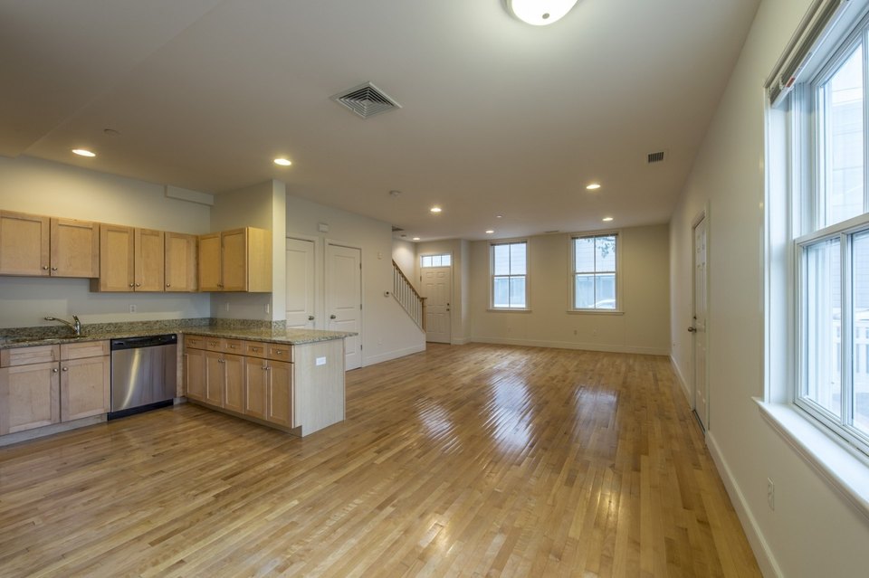 2 bed, 2 bath apartment for rent at 110 Second St Unit 4, East Cambridge — photo 3 of 3