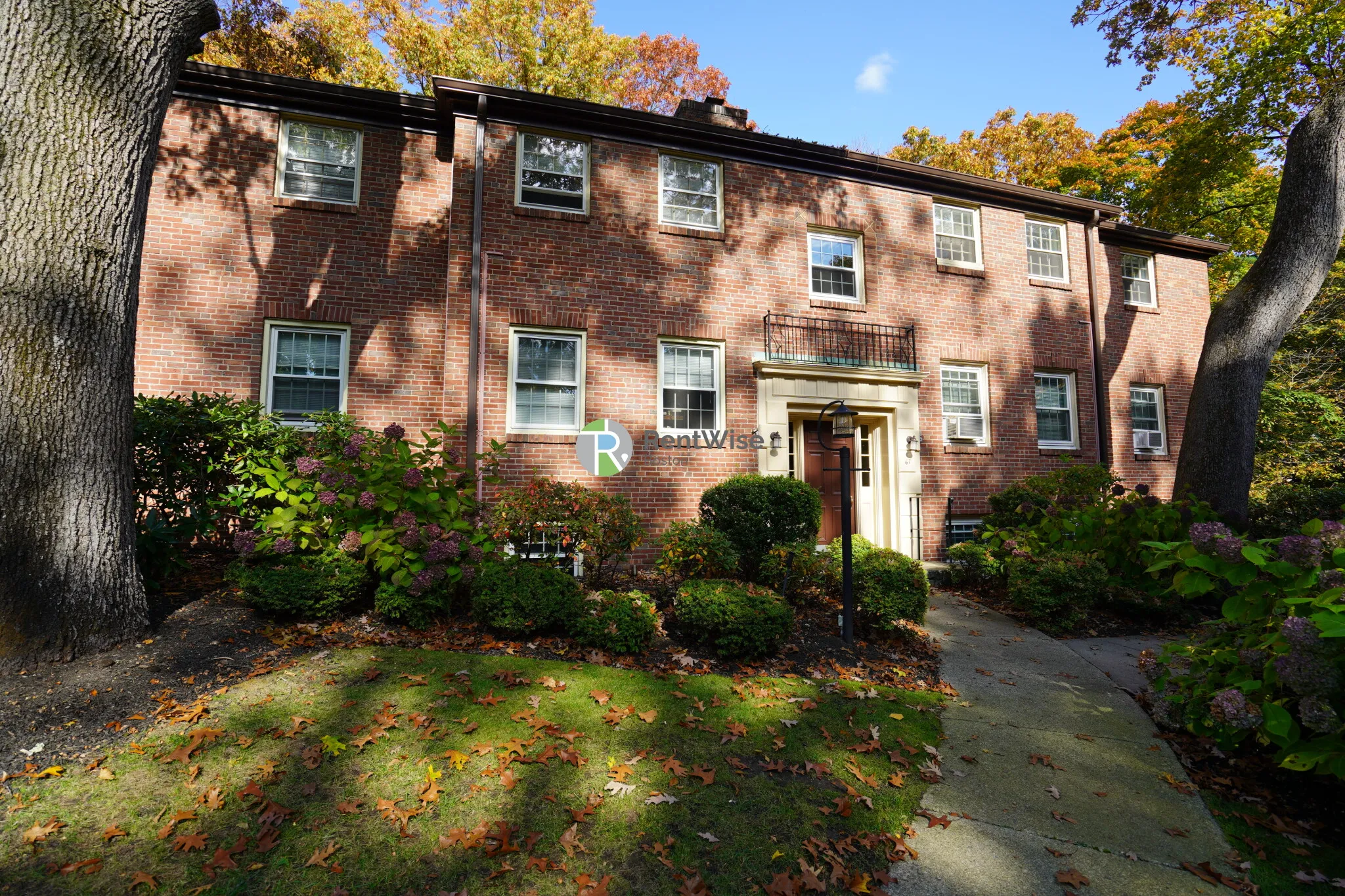 67 Wyman St, Waban