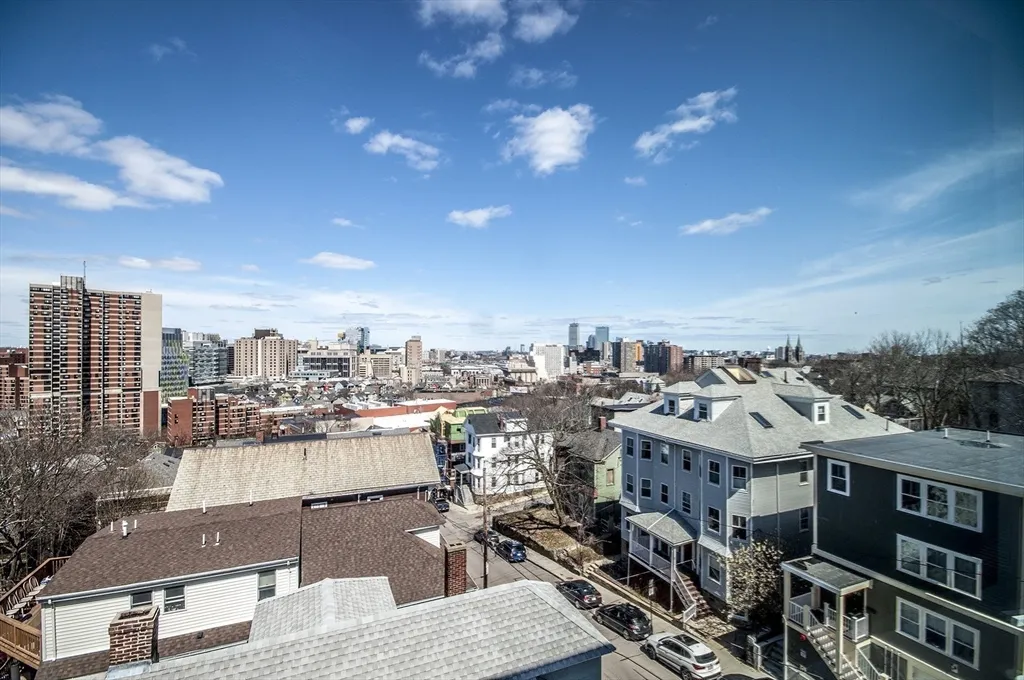 70 Parker Hill Ave, Mission Hill