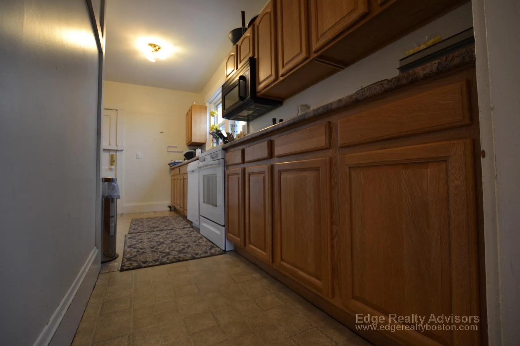 209 Chestnut Hill Ave, Brighton