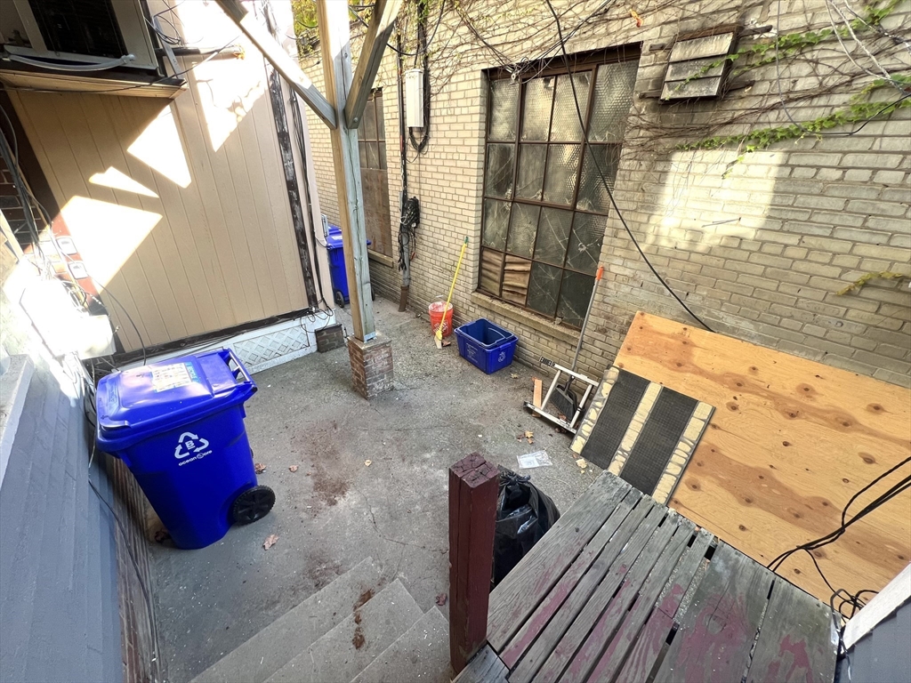 138 K St, South Boston