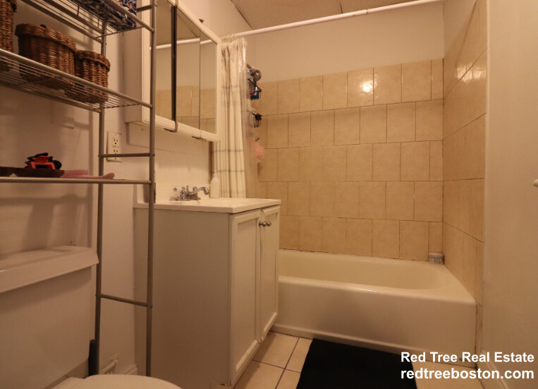 238 Hemenway St, Fenway