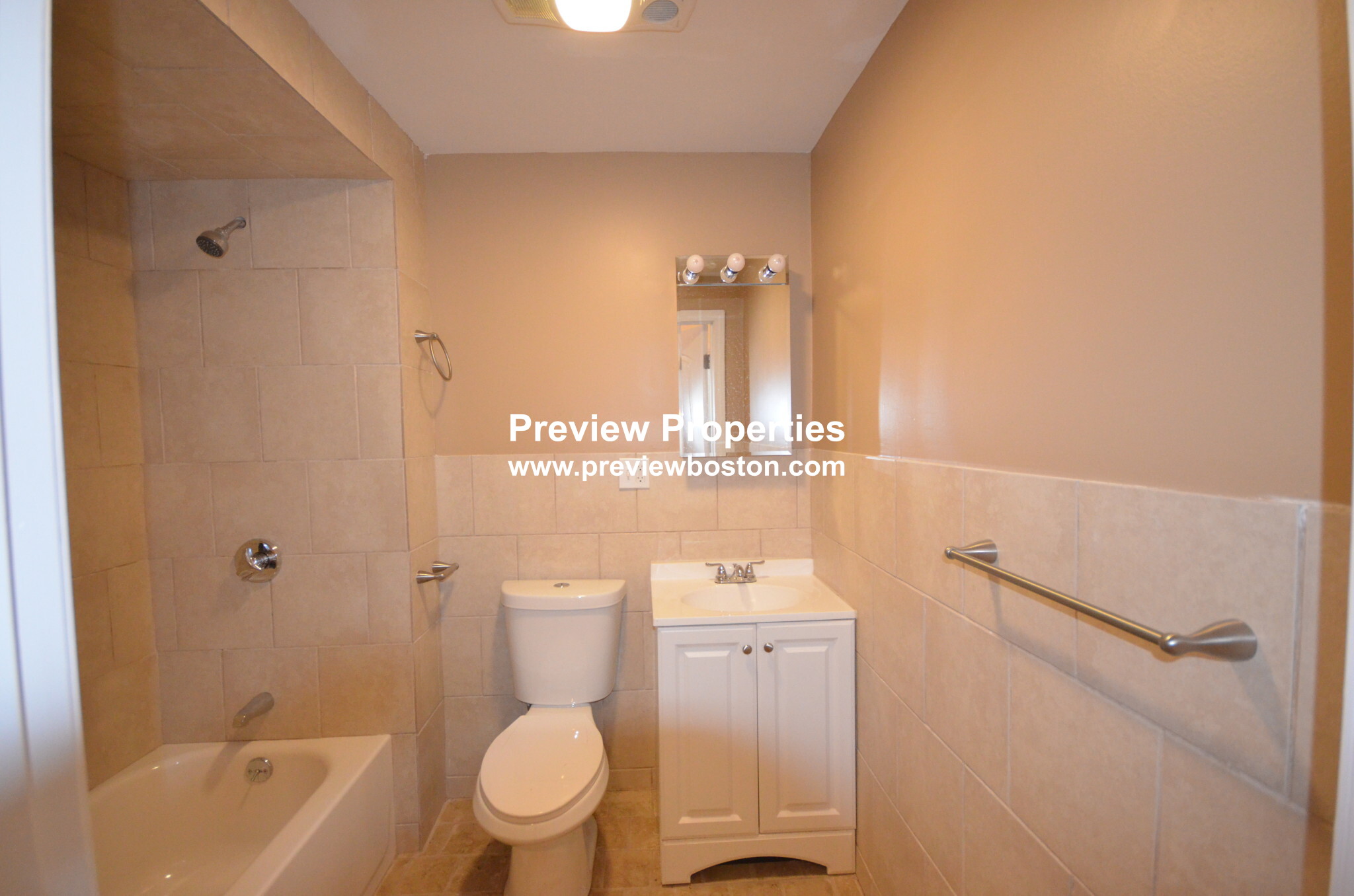 16 Chelsea St, East Boston