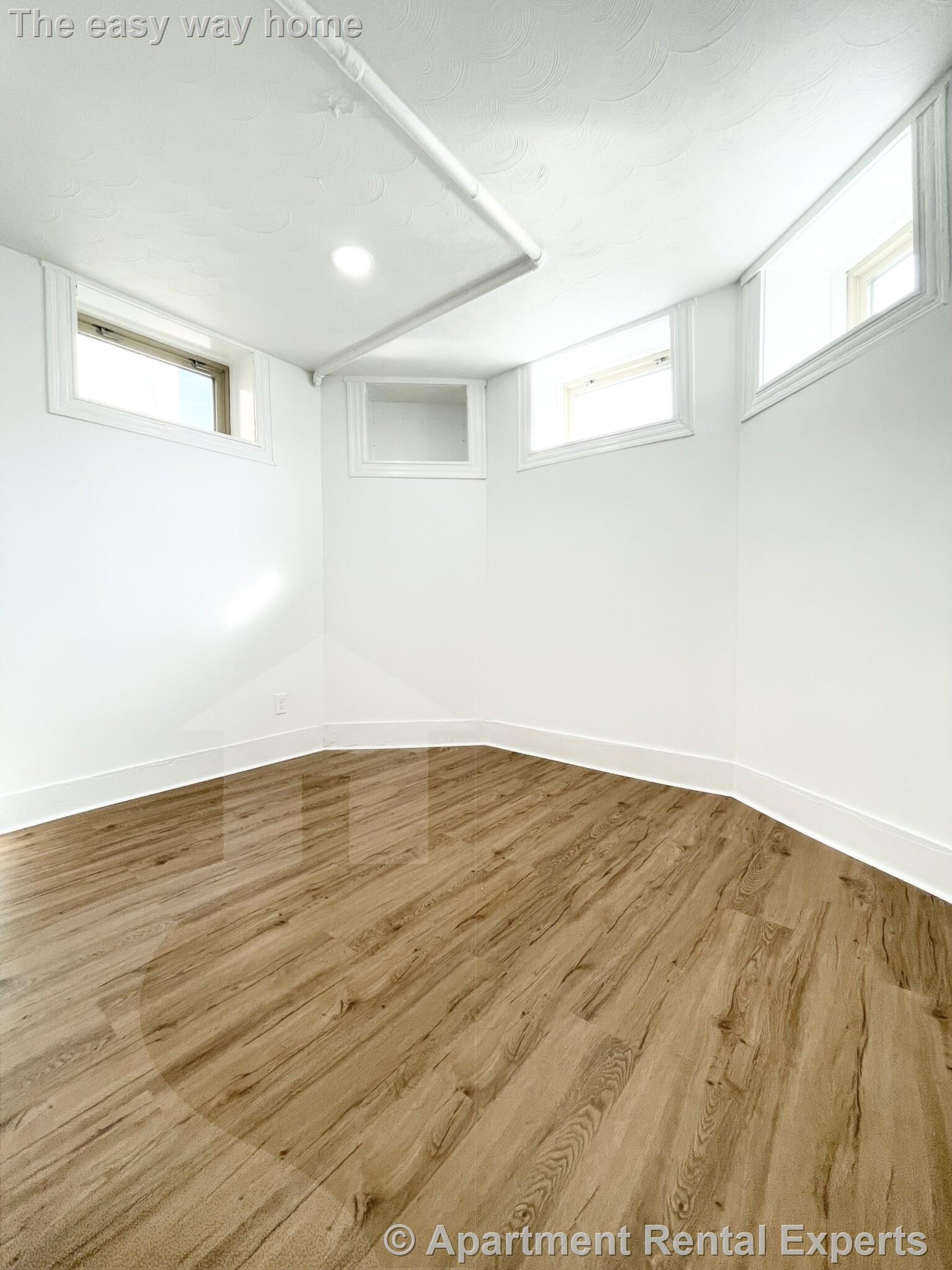 7 Woodbridge St, Davis Square