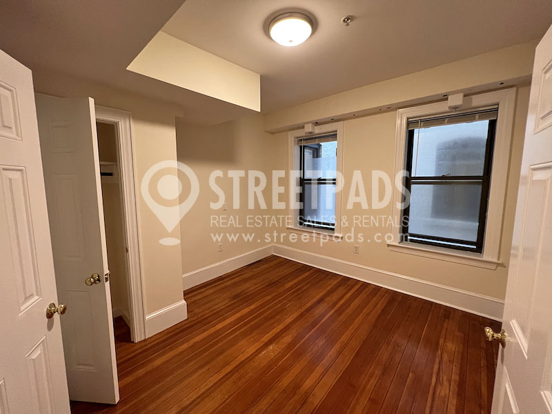 881 Massachusetts Ave, Central Square