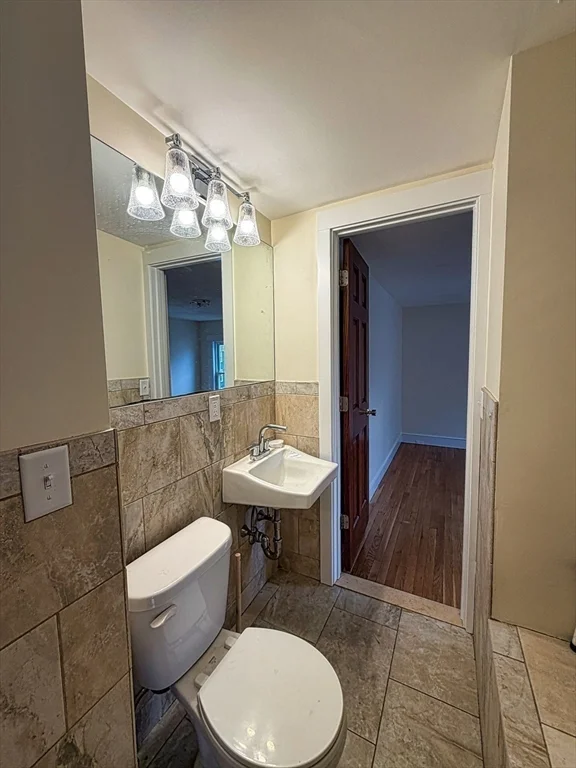 12-14 Mckenn St, Waltham