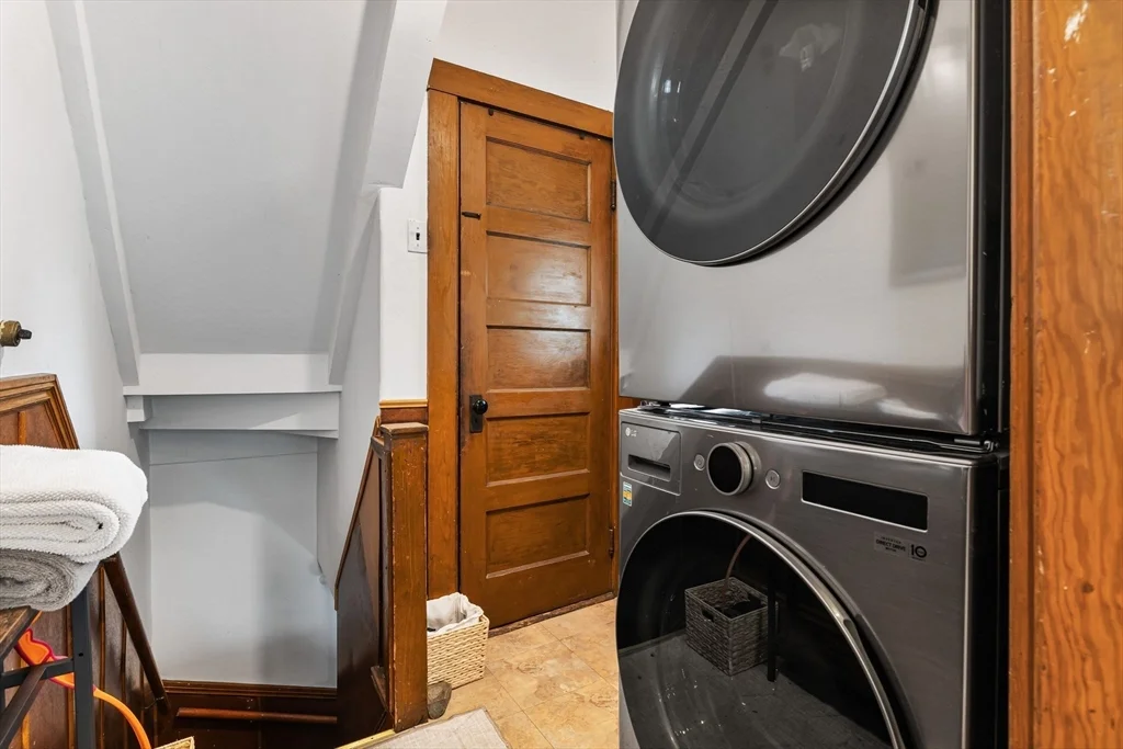 102 Harvard St, Tufts University