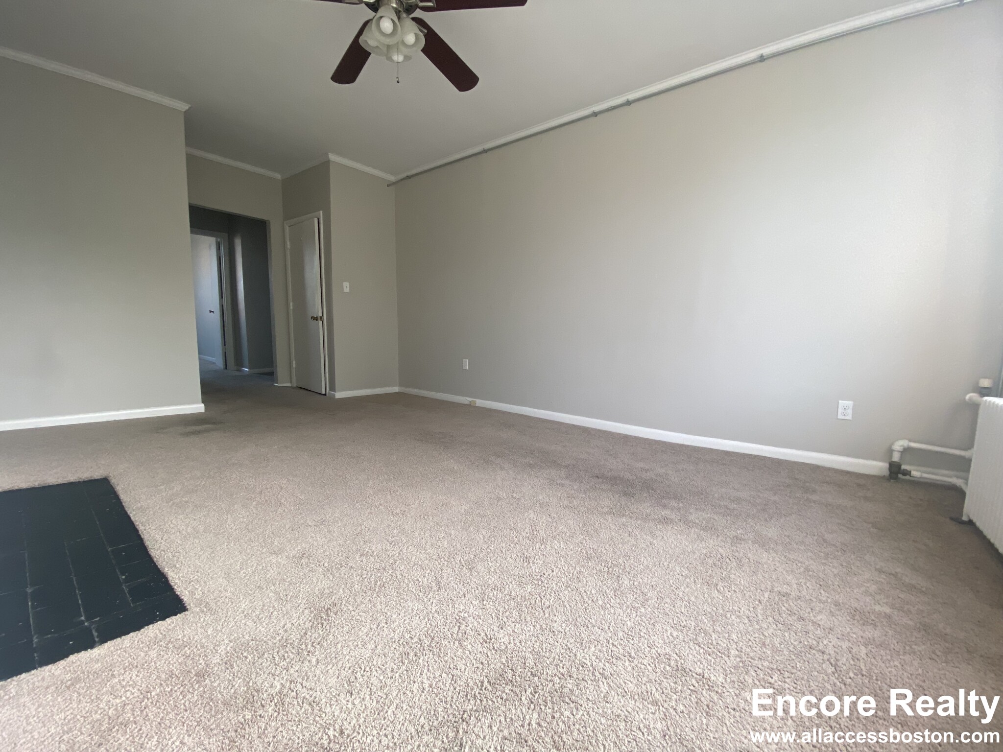 48 John F Kennedy St, Riverside