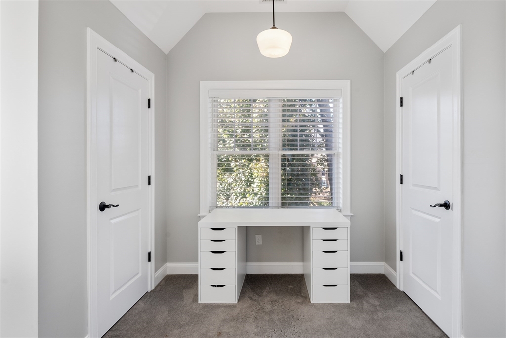 16R Gannett Rd, Minot