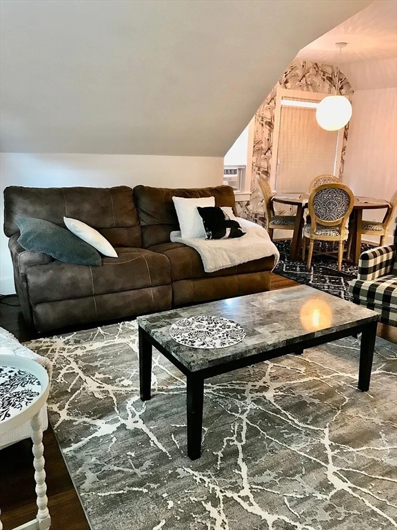 62 Cypress St, Emerson Gardens