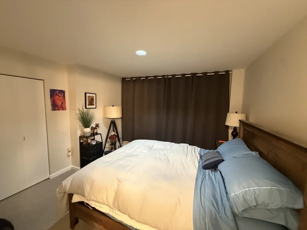 18-20 E Springfield St, South End